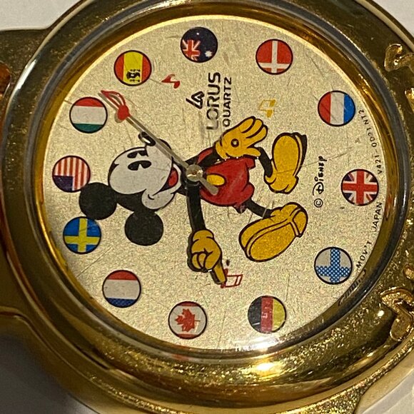 LORUS Vintage Disney Mickey Mouse World Flags Musical Watch V421-0020 - Picture 8 of 12